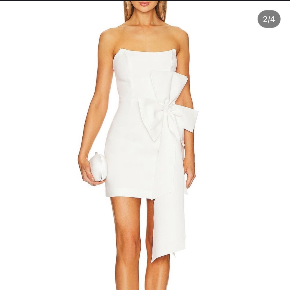 Elliatt Phaedra Dress in Ivory